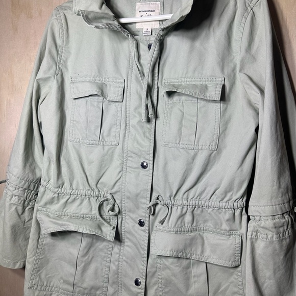 Banana Republic Women’s Light Green Utility Jacket and Lightweight Fabric Size S - Picture 3 of 7